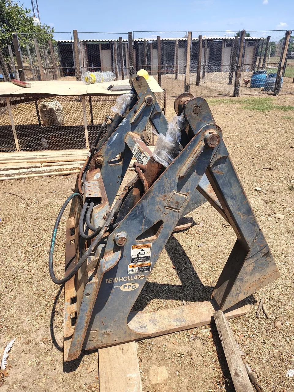 Implementos mini carregadeira (bobcat) - Foto 4