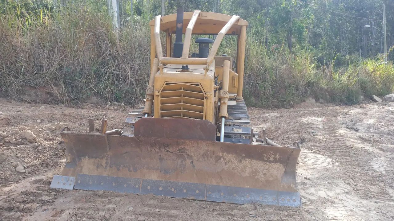 Trator Caterpillar D4E SR ano 1989