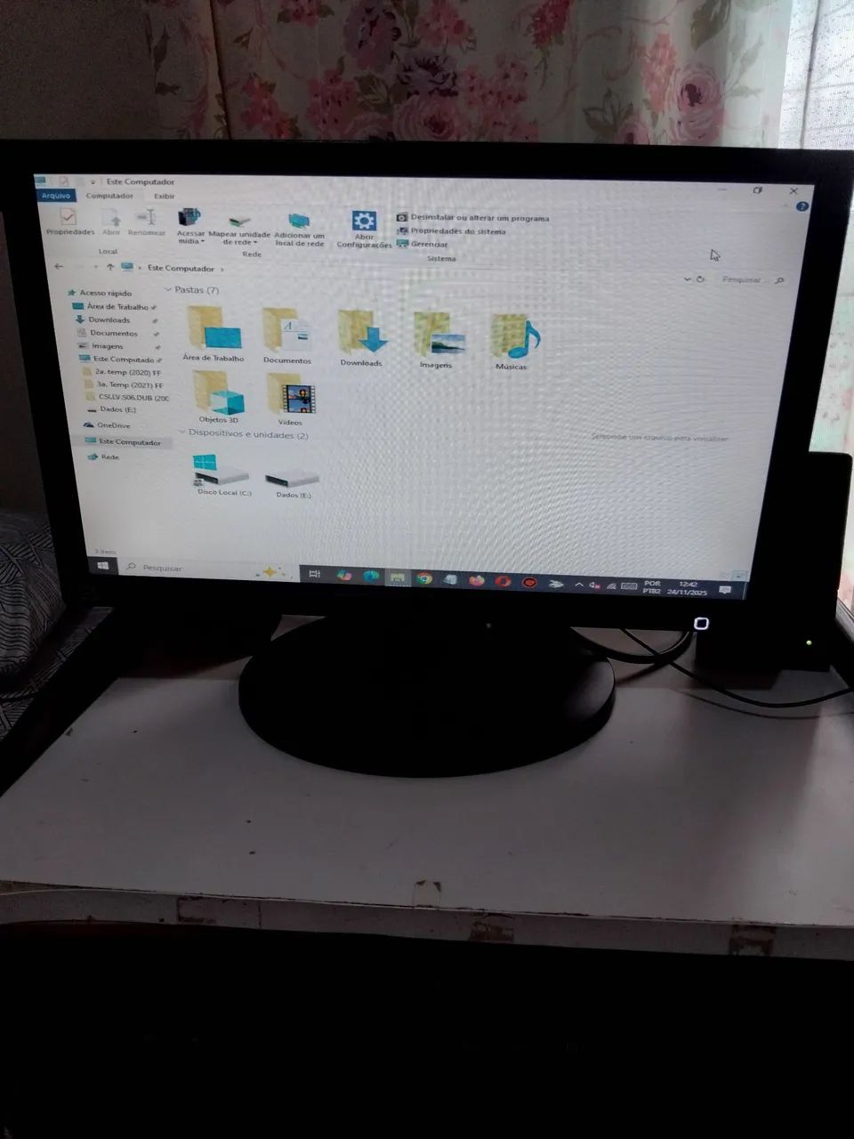 MONITOR PROVIEW 19 POLEGADAS Com defeito  - Foto 2