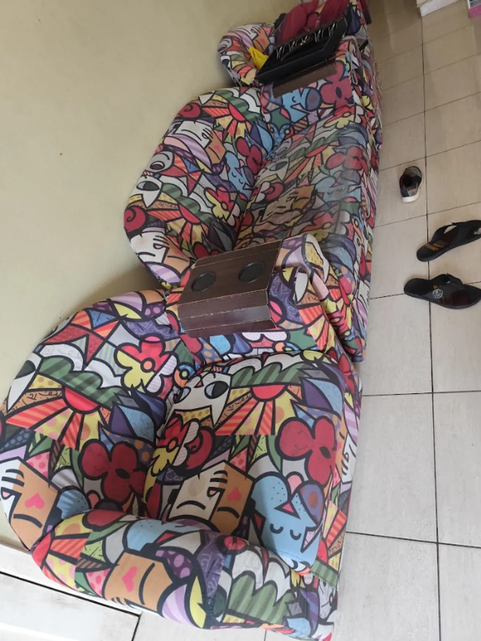 Poltronas e Sofá Romero Brito