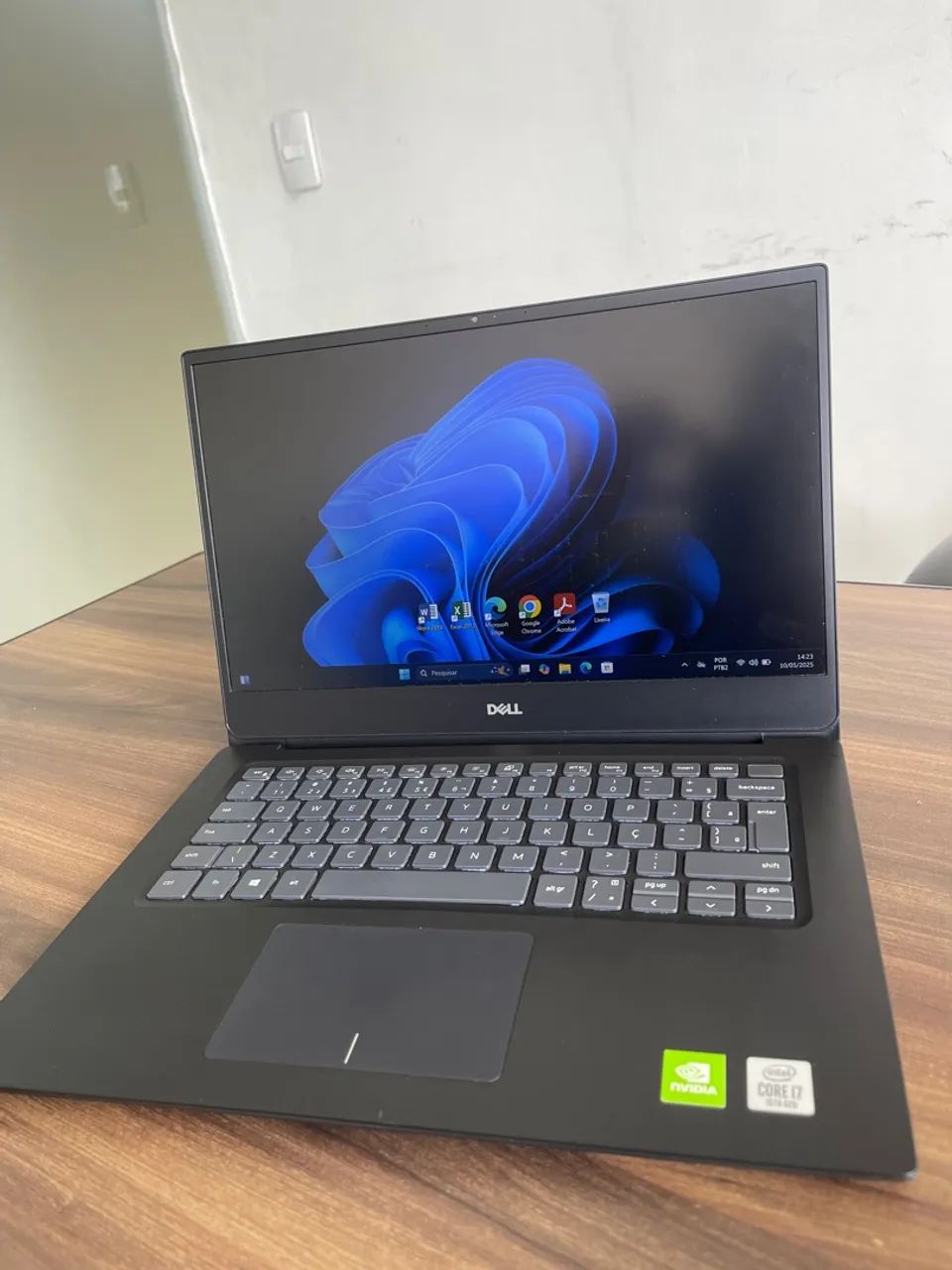 Notebook Dell i7 10°/ 16GB/ SSD 256/ Vídeo 2GB/ Bateria 2Hrs / Caixa e acessórios.