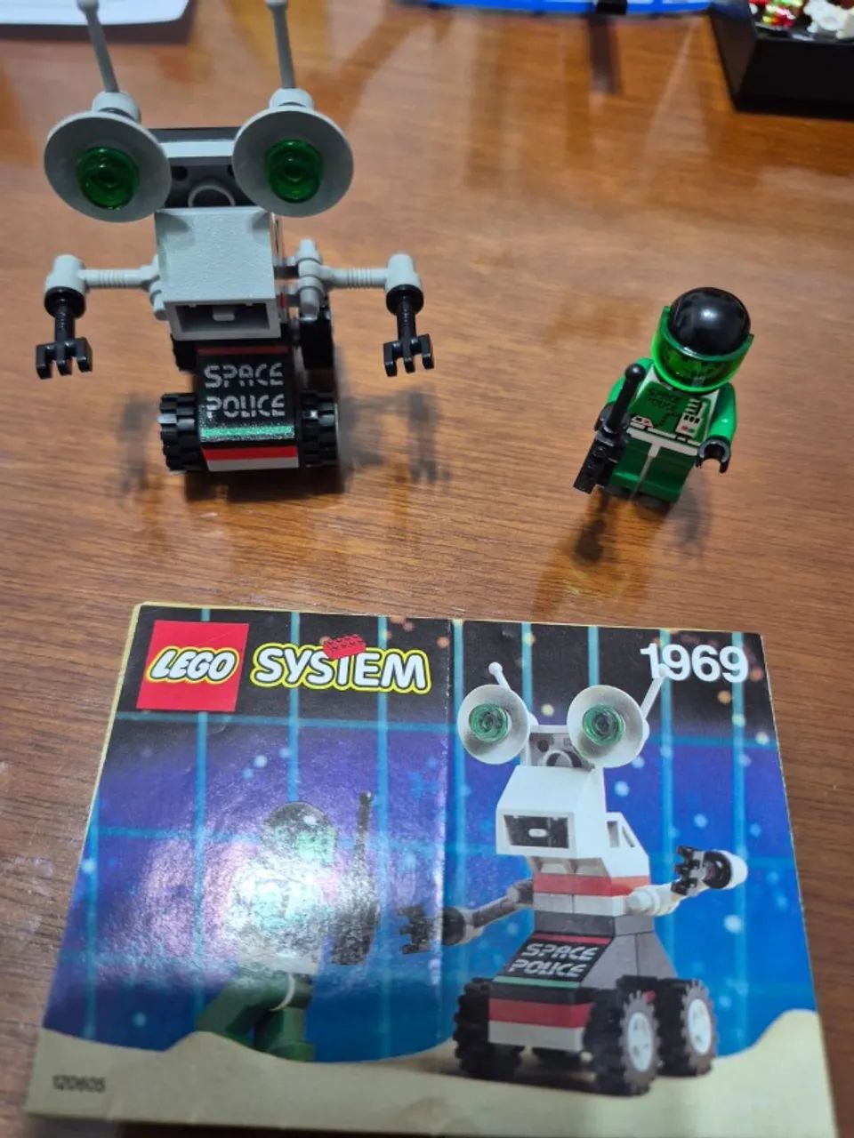 LEGO 1969 - Mini Robot - Space Police - Foto 5