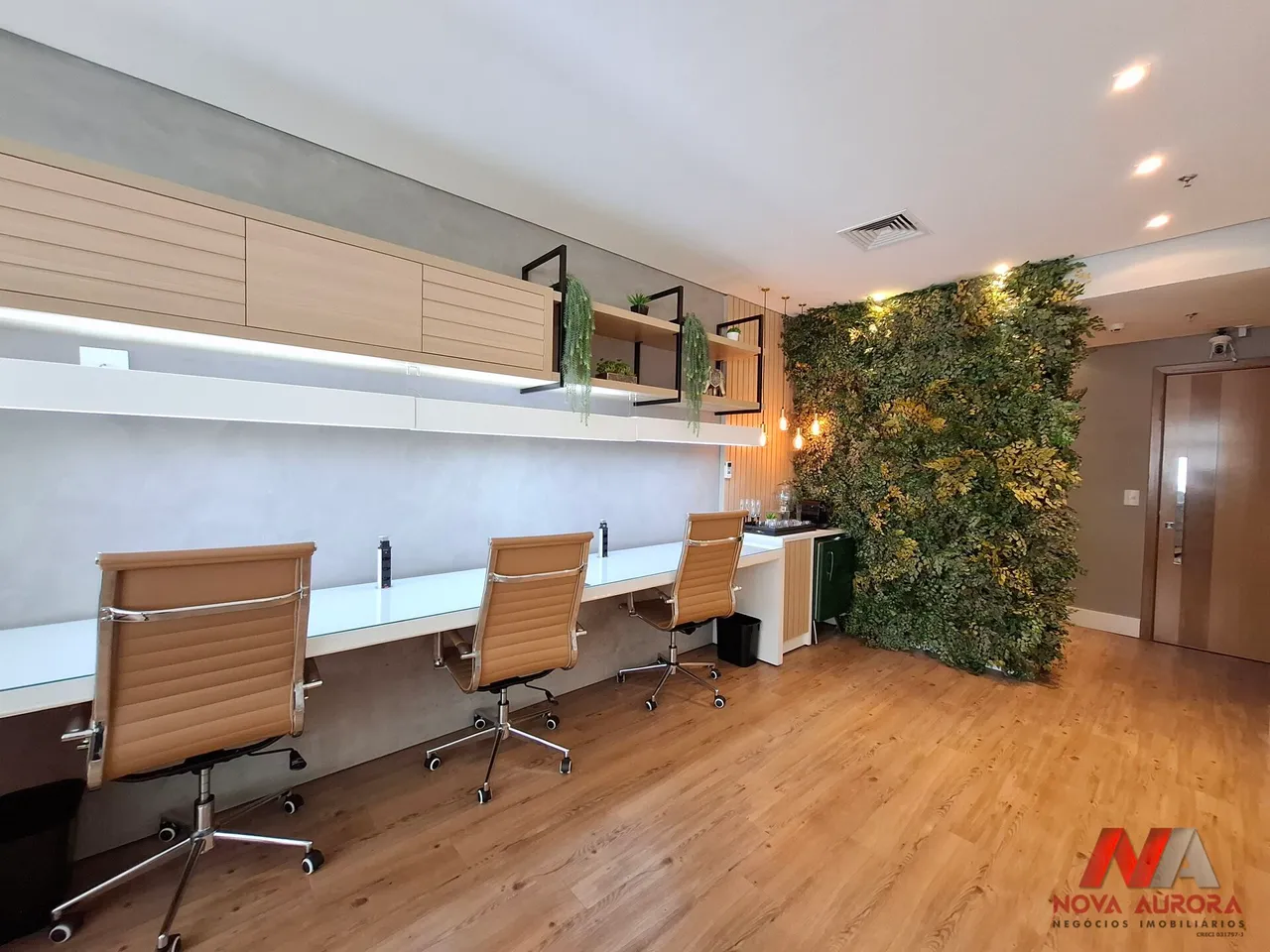 Navarro Building - Sala comercial mobiliada disponível para locação no Navarro Building -