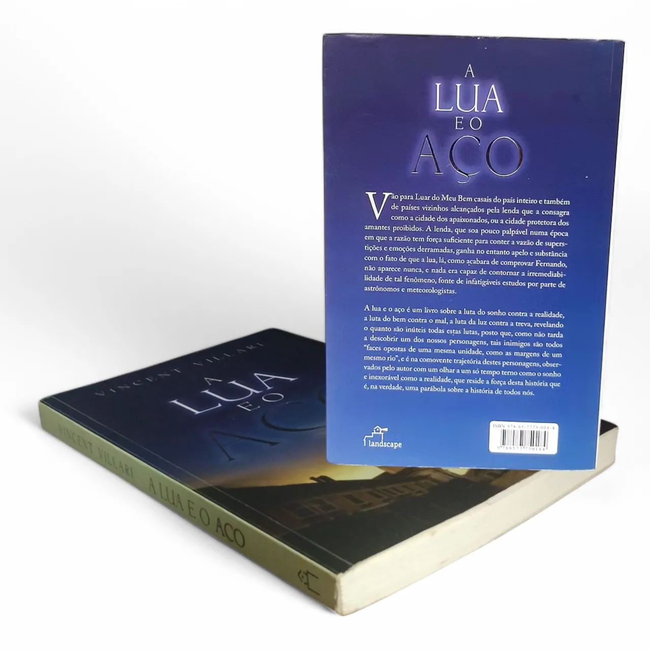 Livro A Lua e o Aço - Vincent Villari - Foto 2