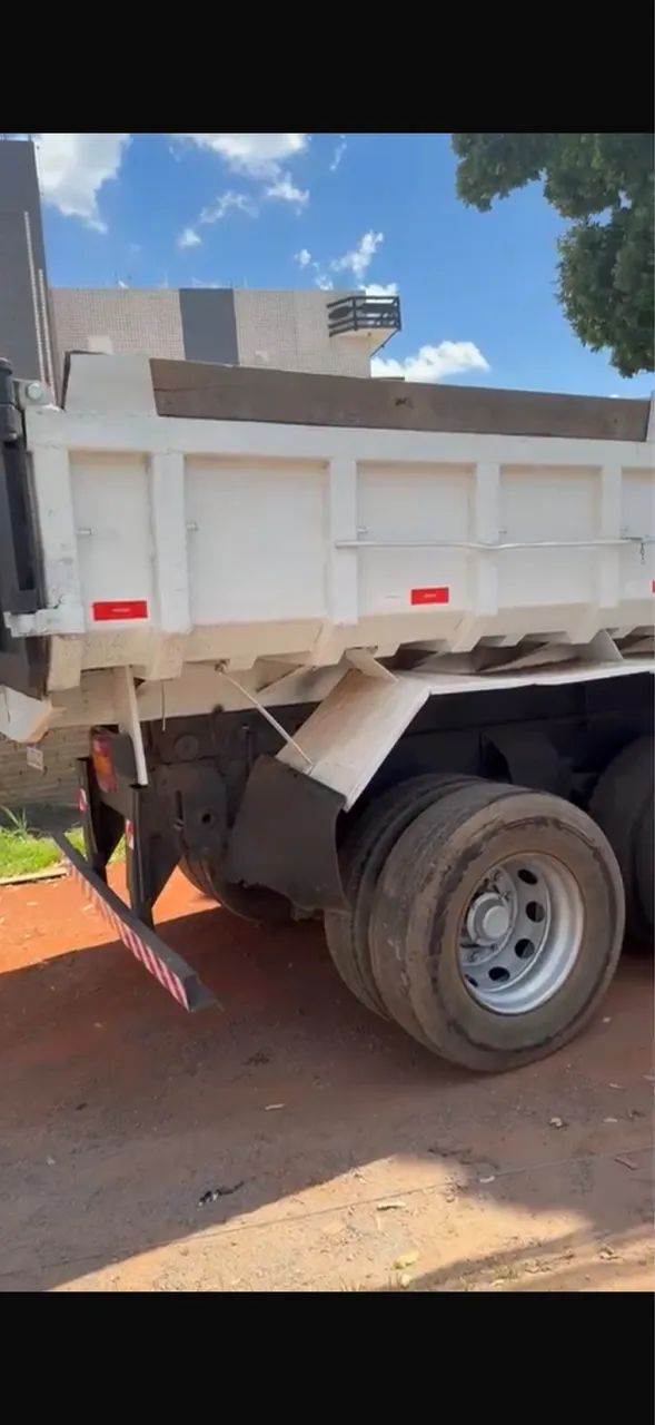 Caminhão caçamba volks 148mil - Foto 4