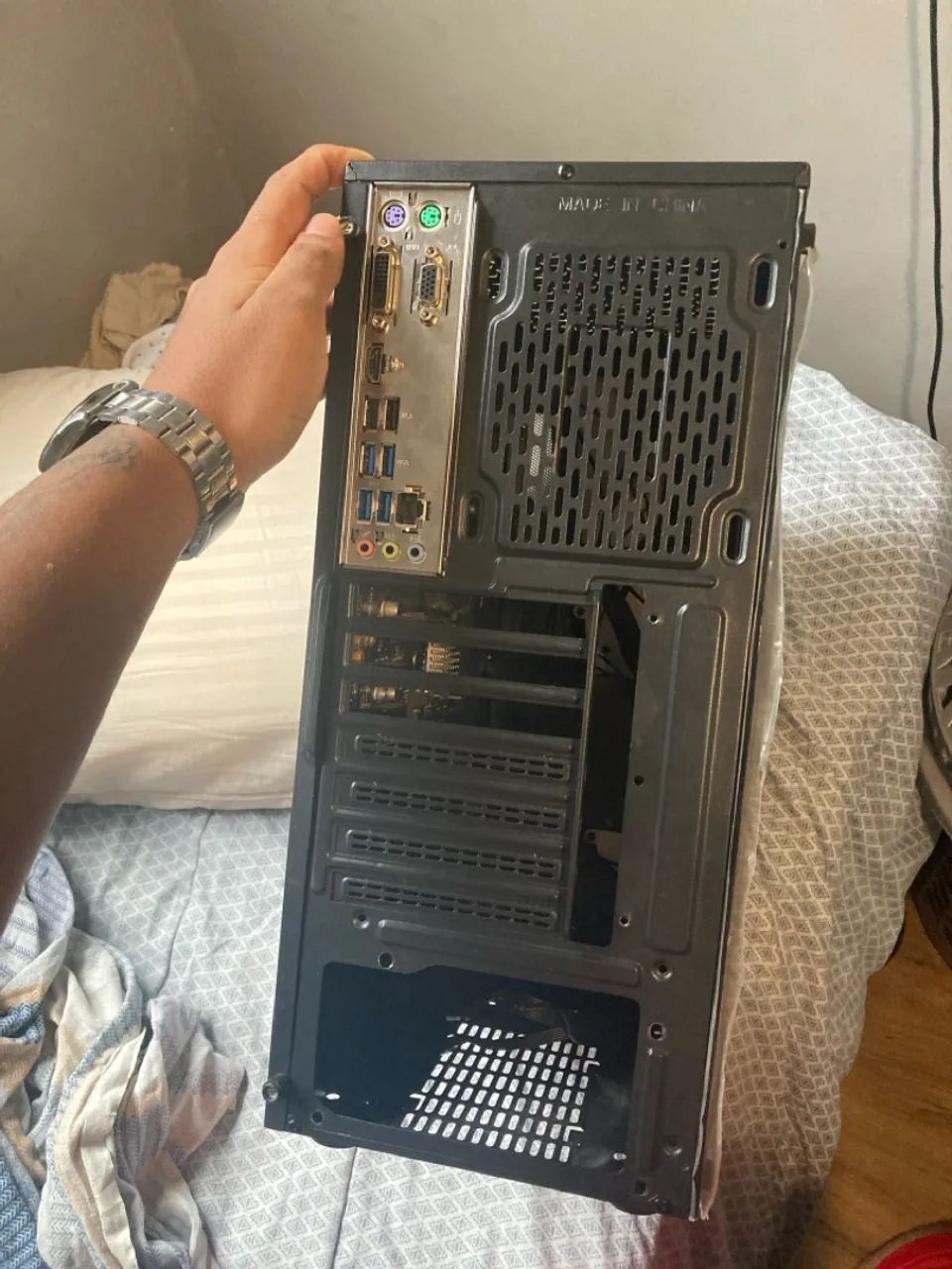 Gabinete Gamer com Led(Micro ATX (M-ATX) e Mini-ITX(M-ITX)) - Foto 3