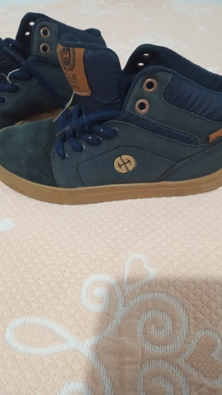 Bota infantil tamanho 30