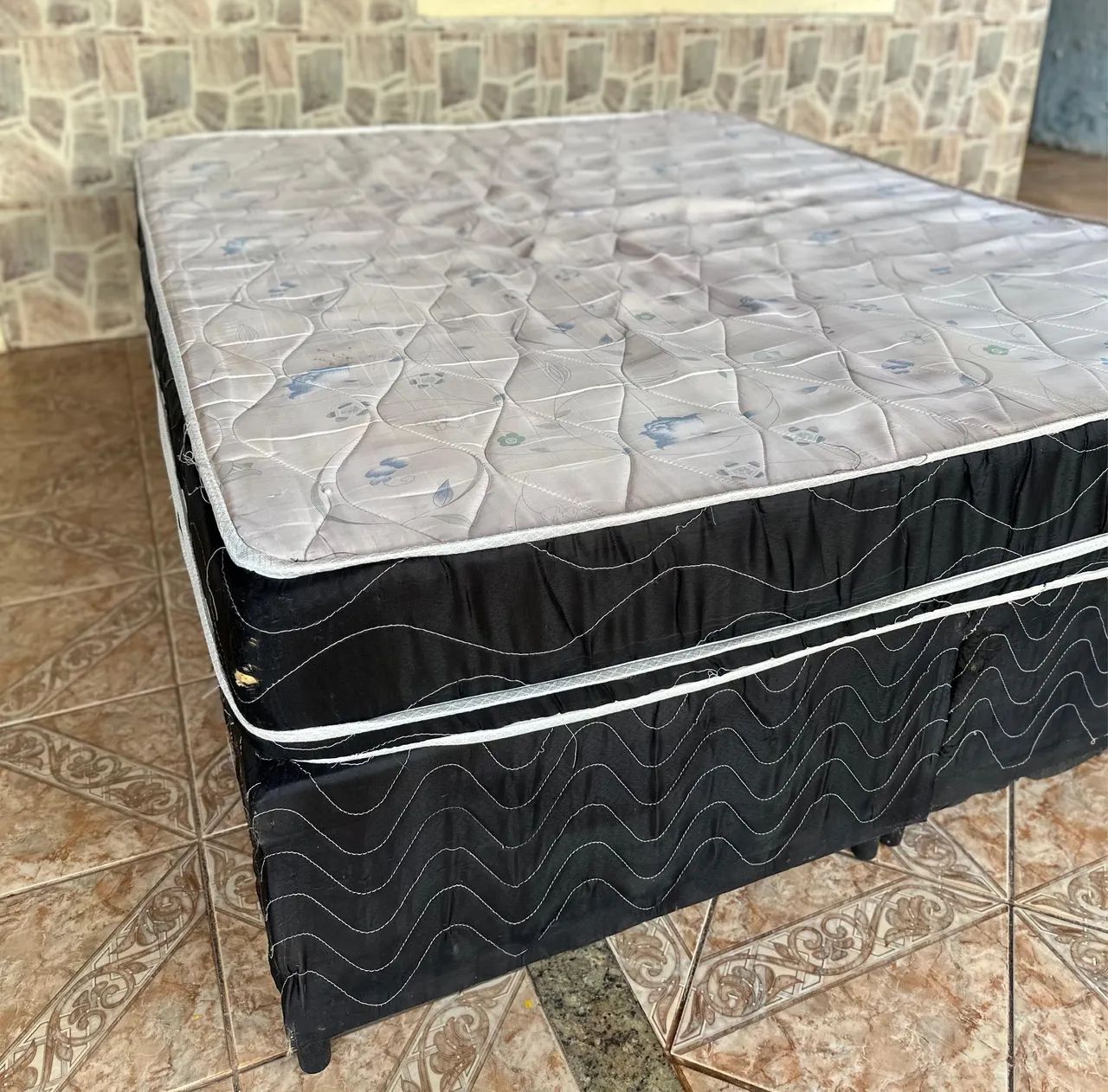 Cama queen size 188x158x22