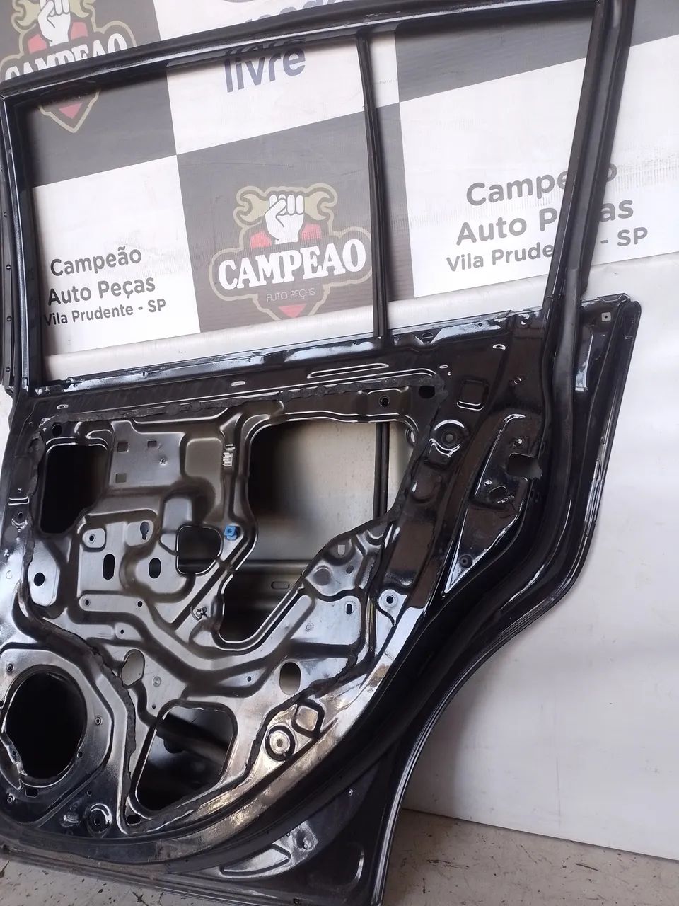 Porta Traseira Direita Nissan Tiida 2010 C Detalhe - Foto 7
