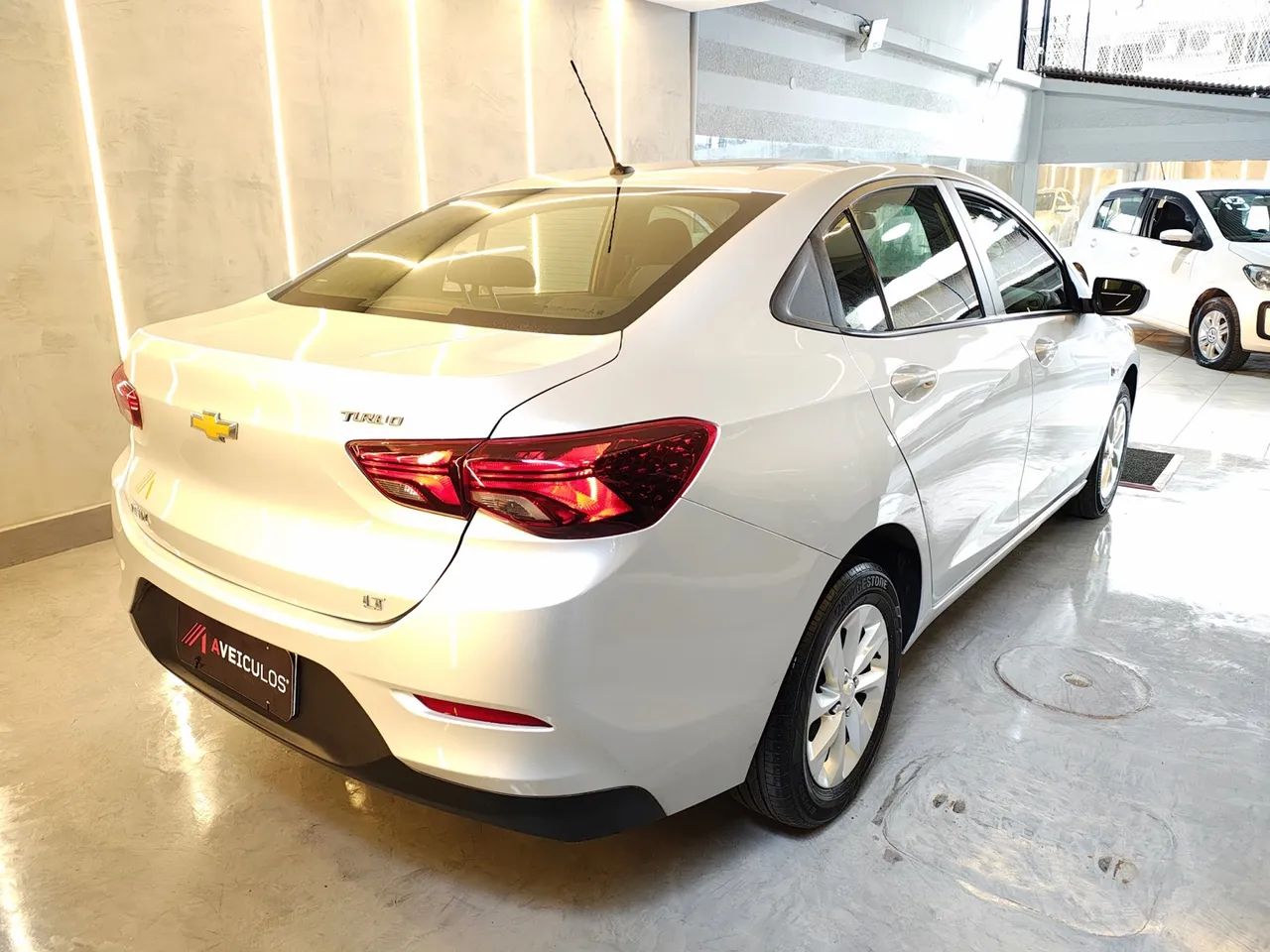 CHEVROLET ONIX 1.0 TURBO FLEX PLUS LT AUTOMÁTICO - 2022 / 2023 - Foto 2
