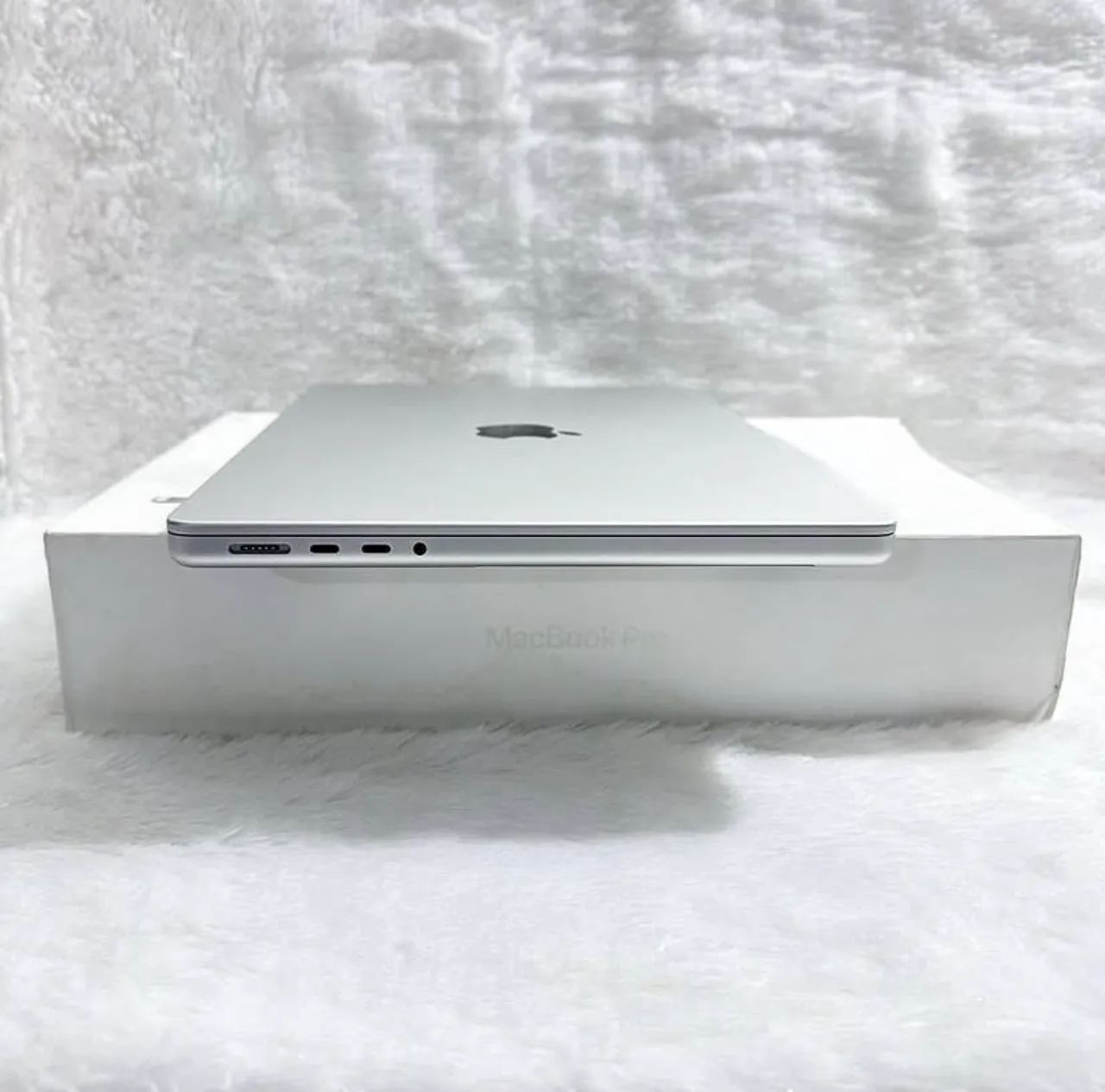 MacBook Pro M3 Pro - Foto 4