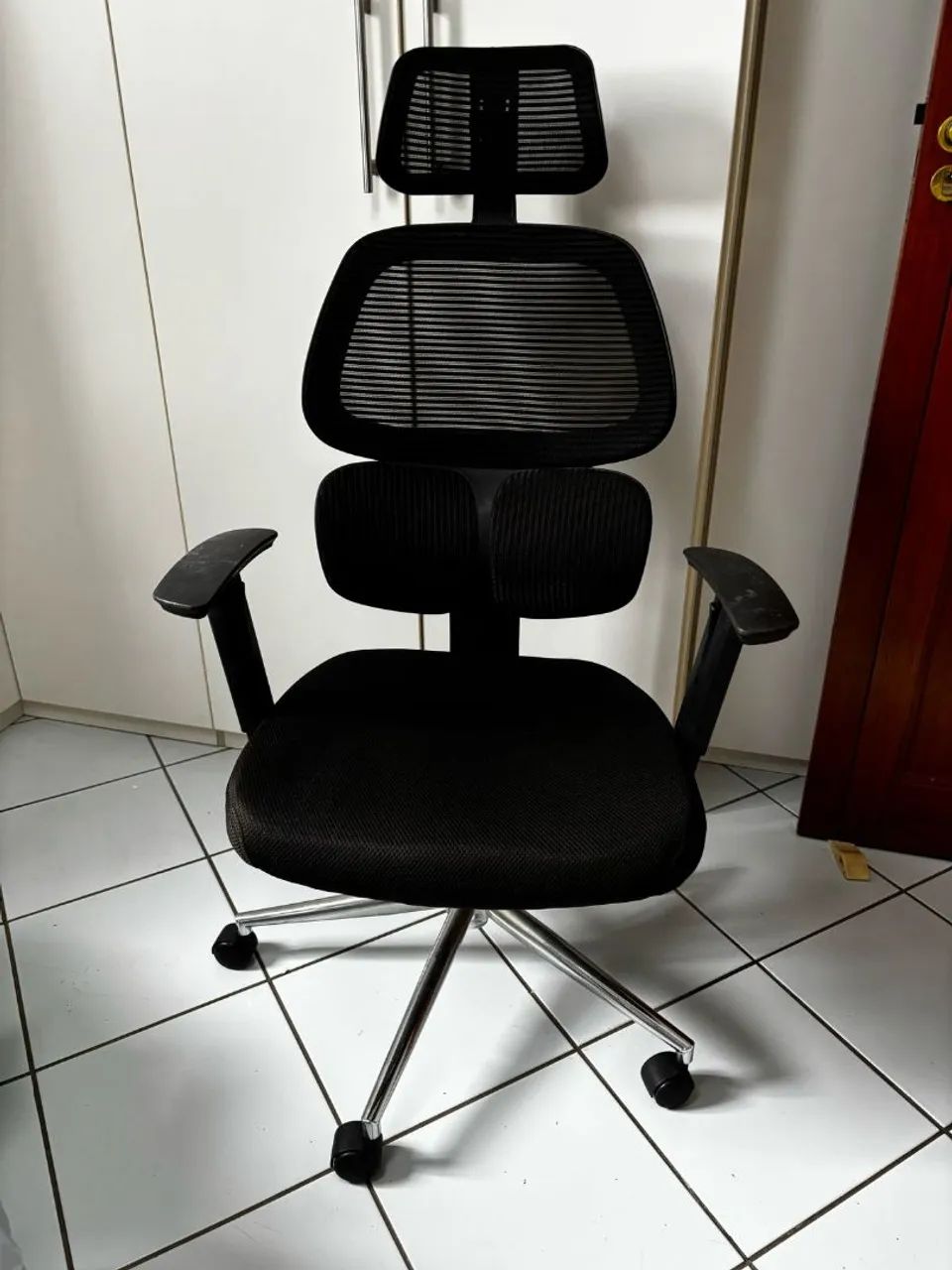 Cadeira de Escritório Giratória com Encosto Alto - Preto - Tok Stok