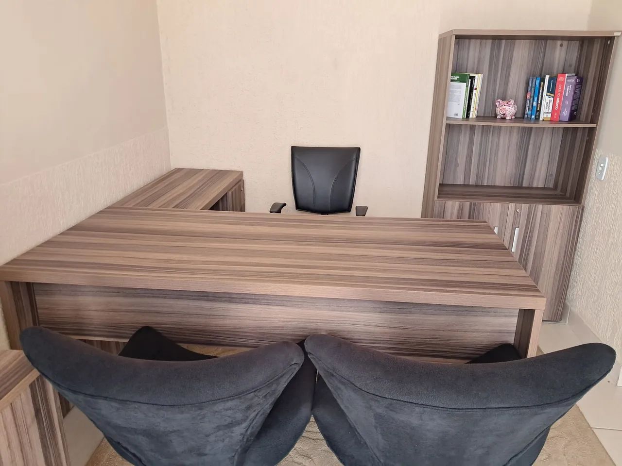 Escritório completo, todos móveis, parcelo.