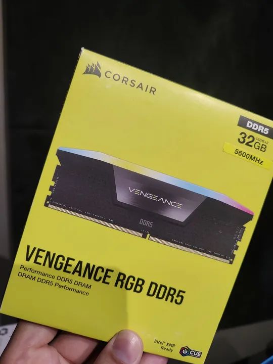 Memória RAM Corsair Vengeance RGB DDR5 2x16 32GB 5600MHz CL36