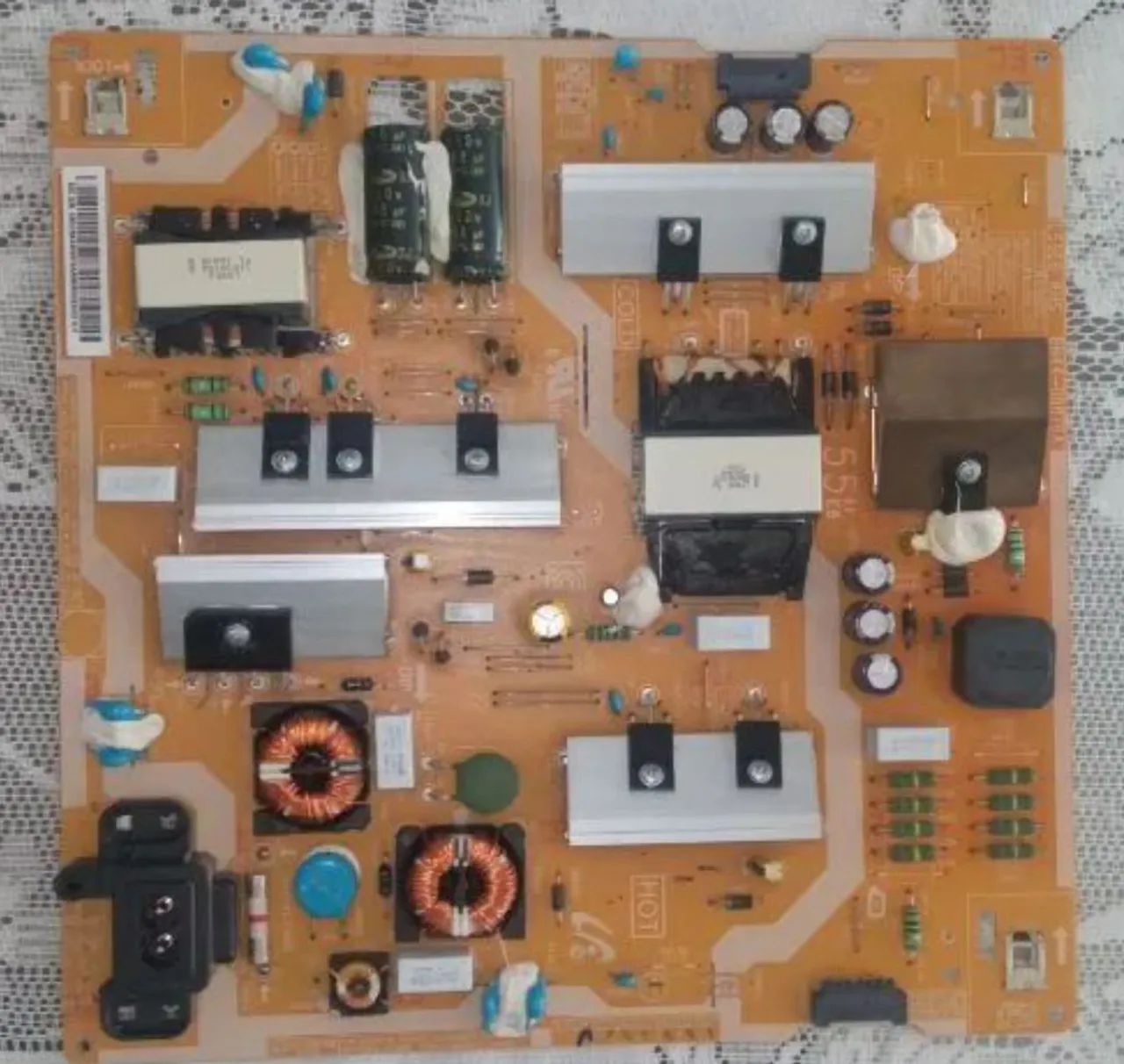 Placa mãe para TV LCD UN49" 6400G serve em outras troco controles de Xbox one - Foto 3