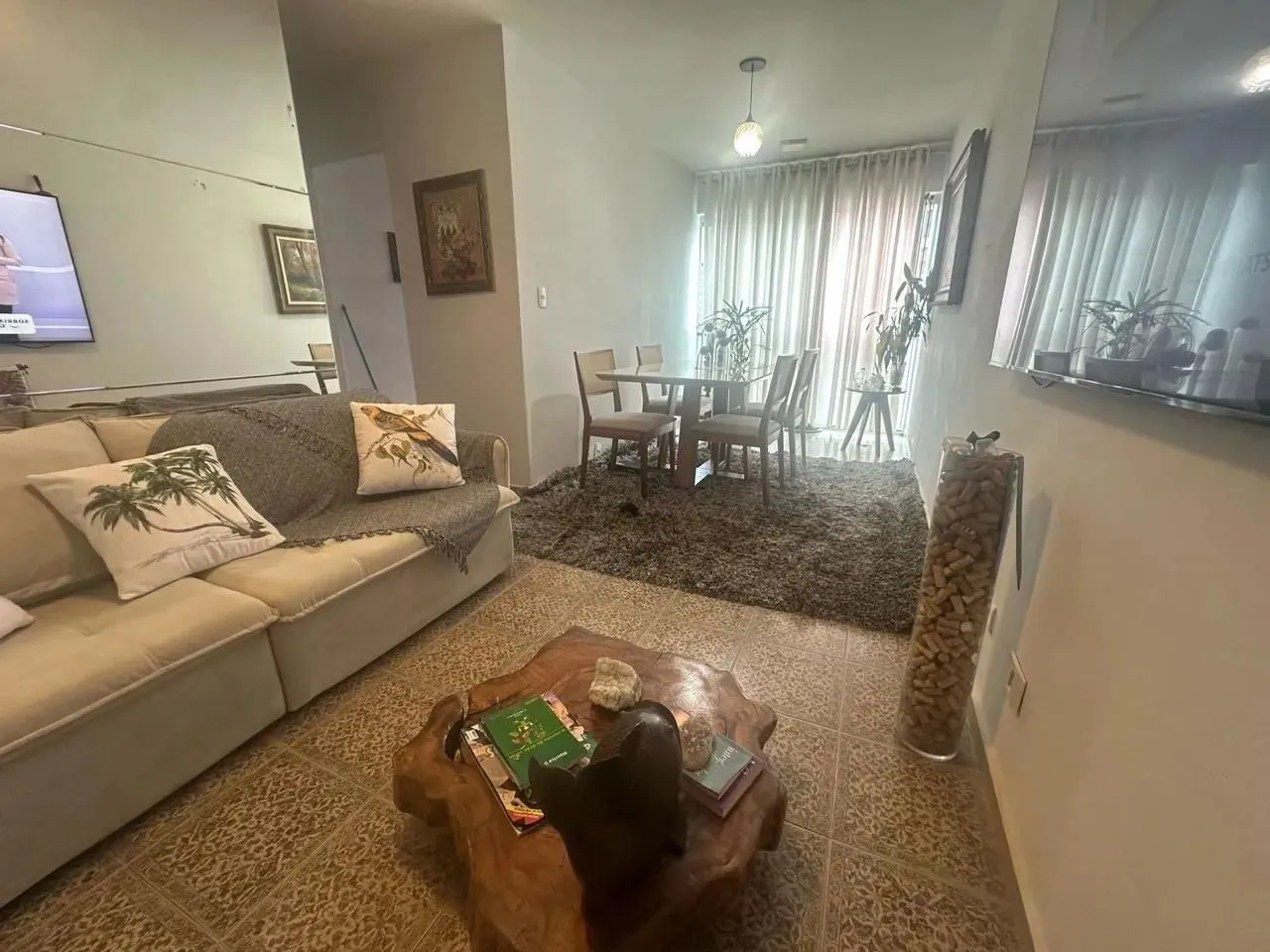 APARTAMENTO SETOR OESTE EM GOIANIA - PROXIMO AO LAGO DAS ROSAS