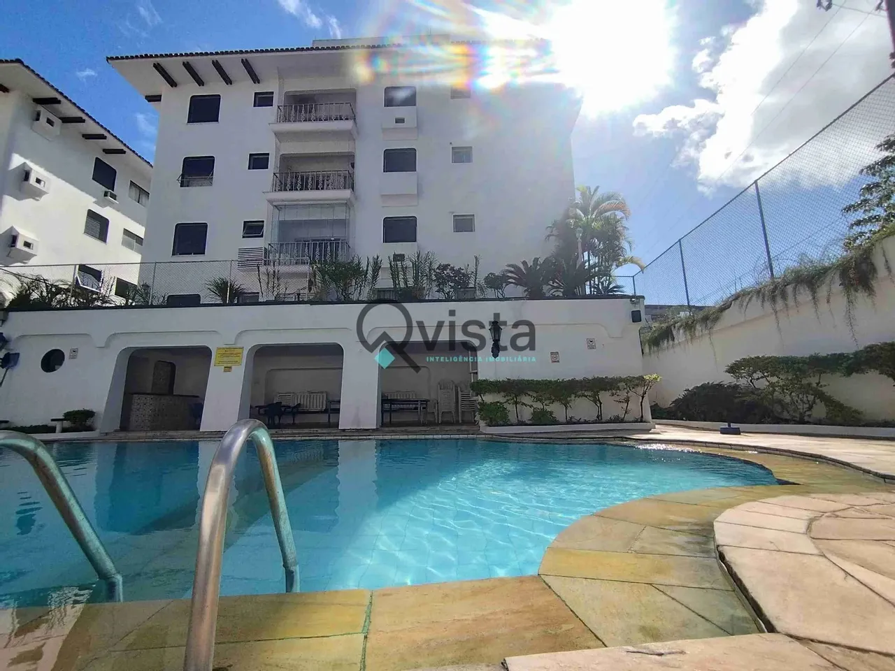 Apartamento para Locação Anual na Enseada no Guarujá | QVista Inteligência Imobiliária Gua