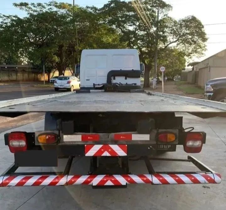 Ford cargo 816 guincho plataforma ano 2013 - Foto 8