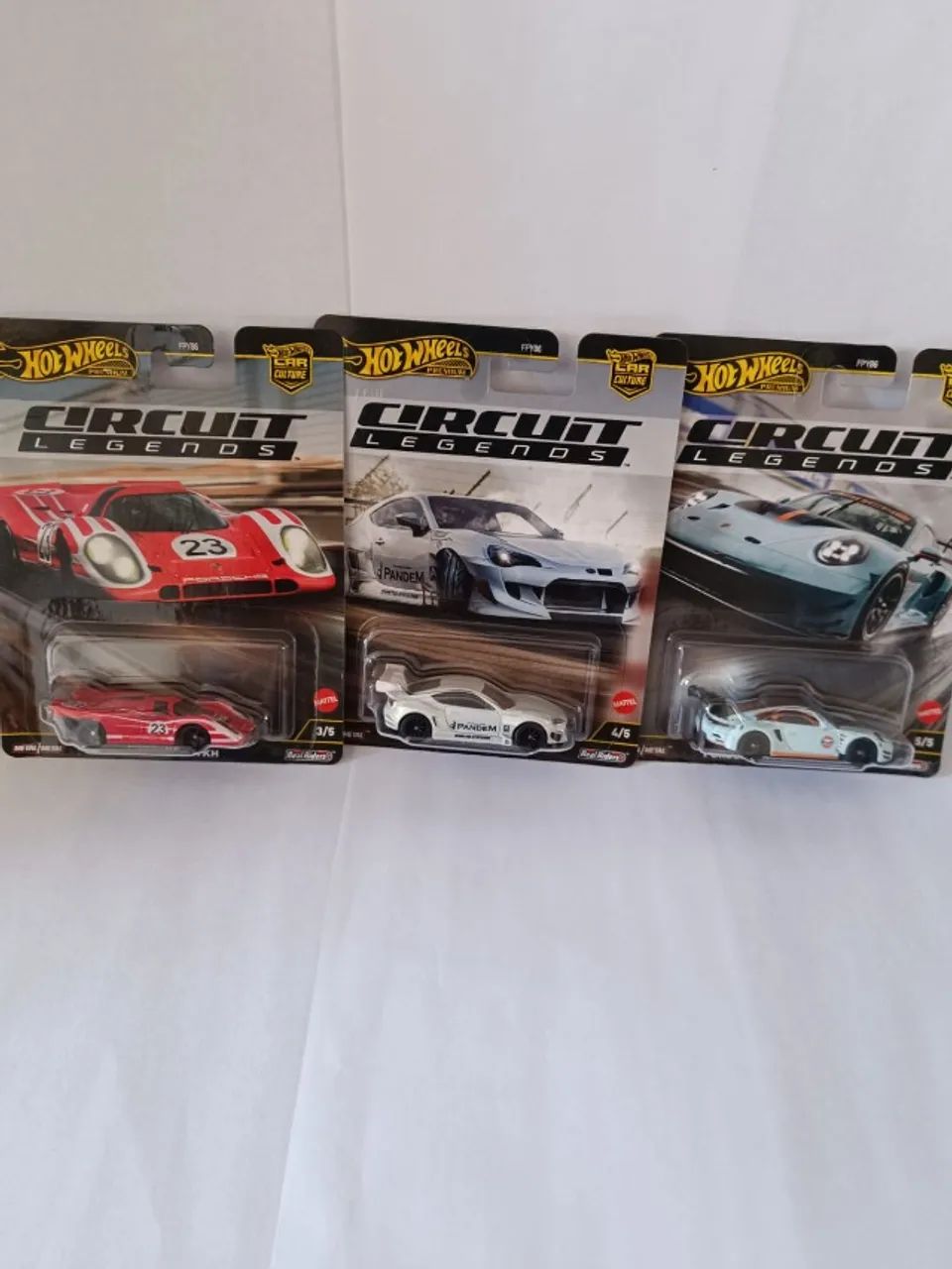 Hot Wheels Set 5 miniaturas - Circuit Legends - Foto 4