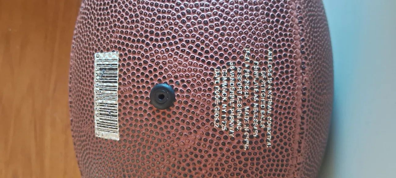 Bola de Futebol Americano Sport Design - Foto 2