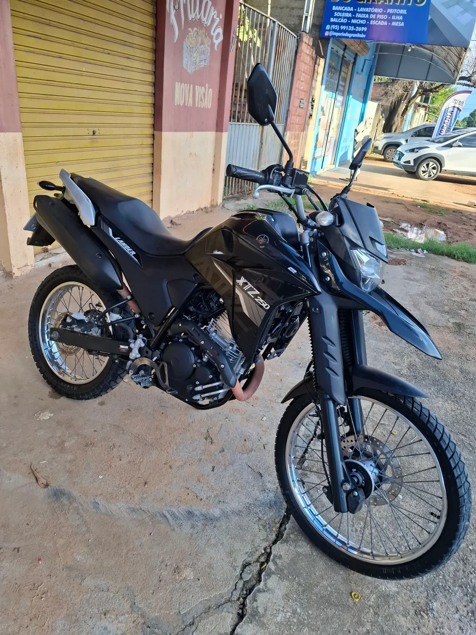 Vende-se uma lander ano 2022