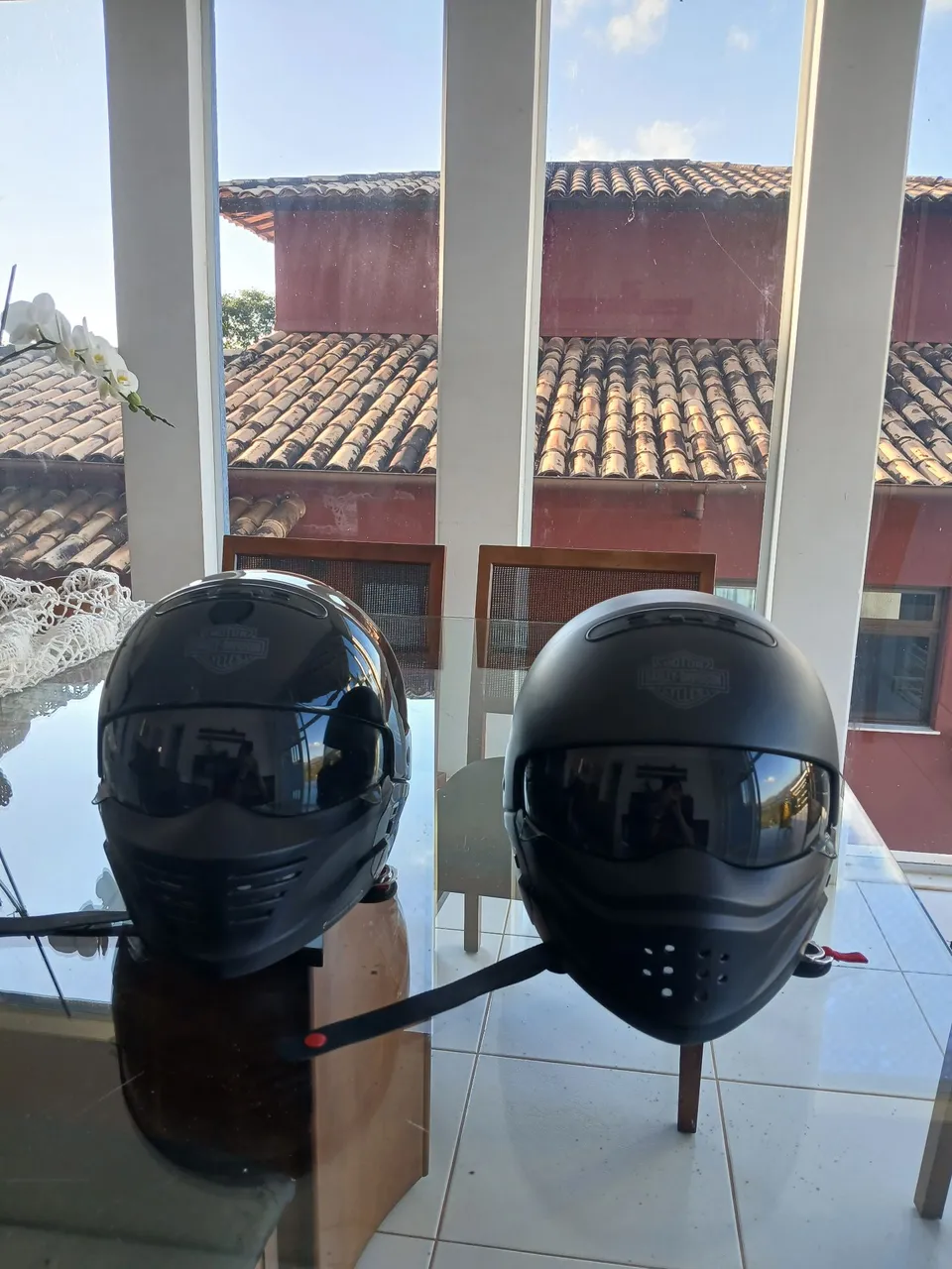 Vendo 2 lindos Capacetes Harley-Davidson!