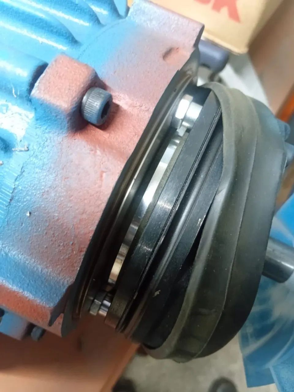 Vendo Motor trifásico Weg w22 moto-freio 3 cv 1700 rpm modelo 90  - Foto 5