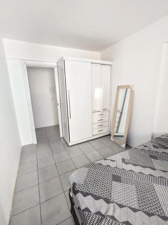 Alugo - Quarto e sala mobiliado na Ponta Verde, próximo a praça do Skate - Foto 5