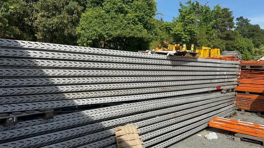 Porta Palete - Oportunidade! Montante 7,50m, Longarinas 2,30m Pronta entrega. Melhor preço
