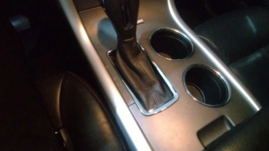 Console Central Ford Edge SEL 