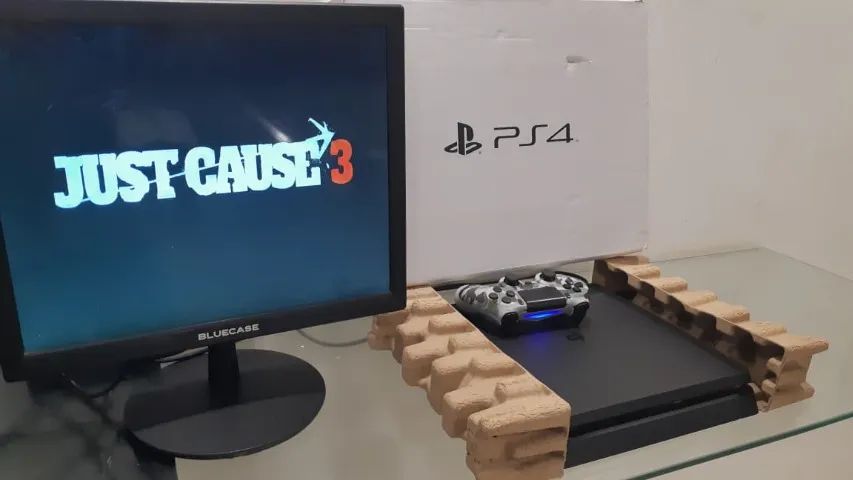 PS4 Slim HD 1000 Gigas " 1 TB " + Jogos Digitais + Cabos e controle. - Foto 5