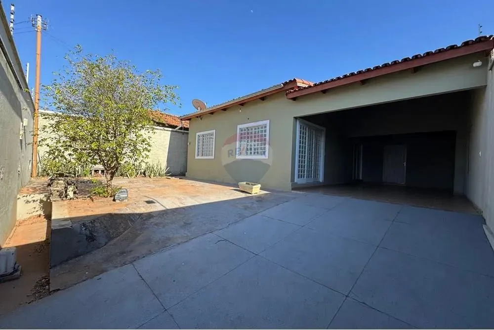 CASA À VENDA NO SETOR CARAJÁ EM ARAGUAÍNA TO.