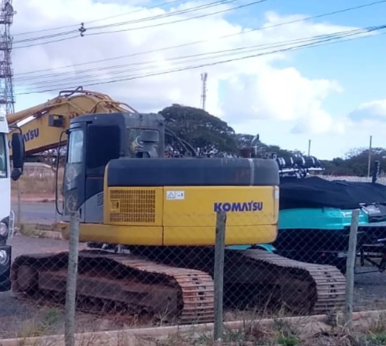 ESCAVADEIRA KOMATSU PC 228 LLC - Foto 6