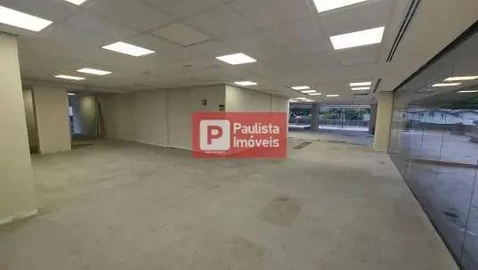 Conjunto comercial para locação na Faria Lima 1.381m², com 10 salas, 6 vagas, Jardim Paul