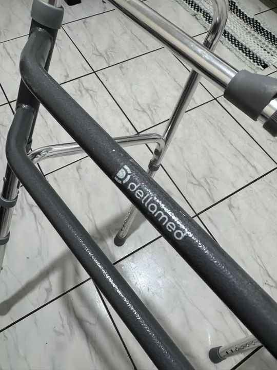 Andador para Idosos - novo poucas vezes usado - Foto 4