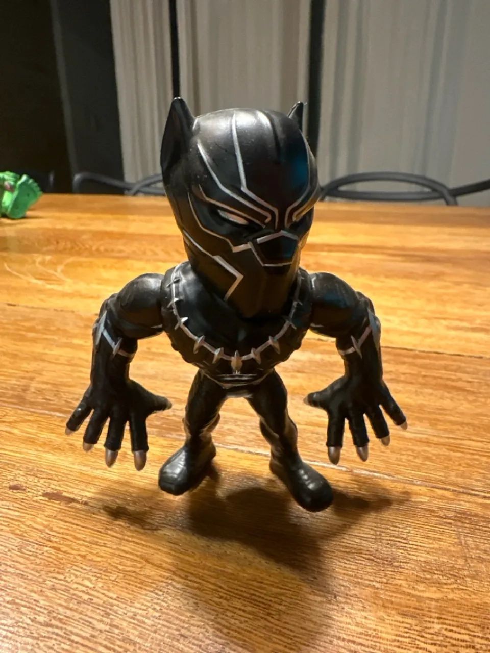 Boneco Black Panther Decorativo - 10cm