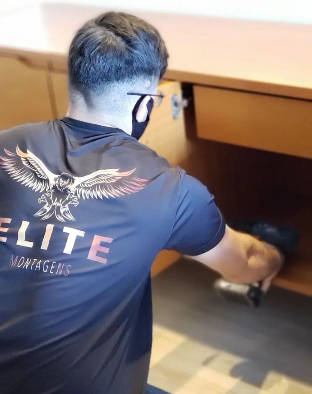 VAGA -  EMPREGO - CONTRATANDO - Foto 3