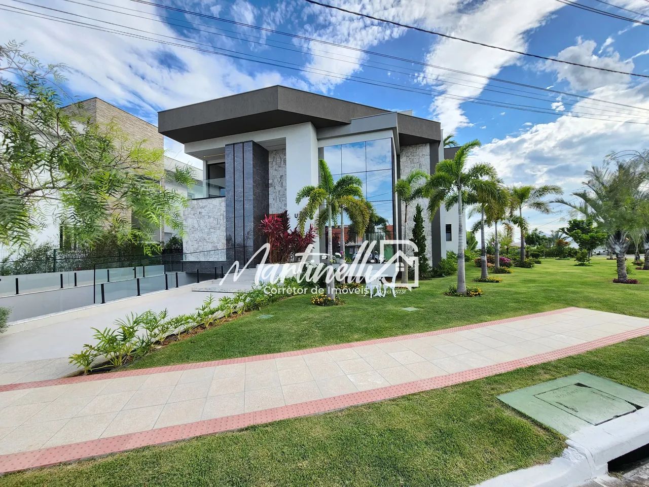 Alphaville jacuhy residencial 1 Mansão de novela com vagas para até 8 carros no subsolo