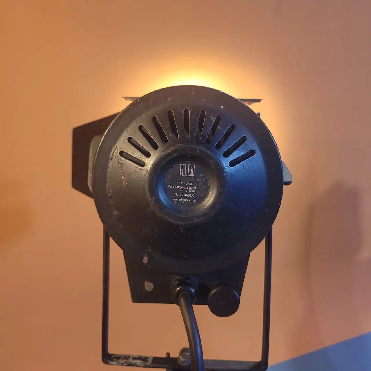 Refletor Fresnel Telem  TM-3906 - 650W -  220V - Foto 4