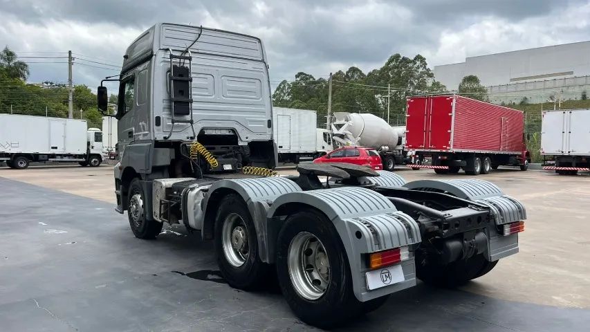 Mb Axor 2540 6x2 Teto Alto Ano 2008 - Foto 6