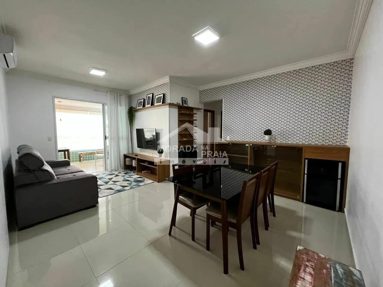 Apartamento MOBILIADO no Forte, 2 dormitórios, lazer, confira na imobiliária em Praia Gran