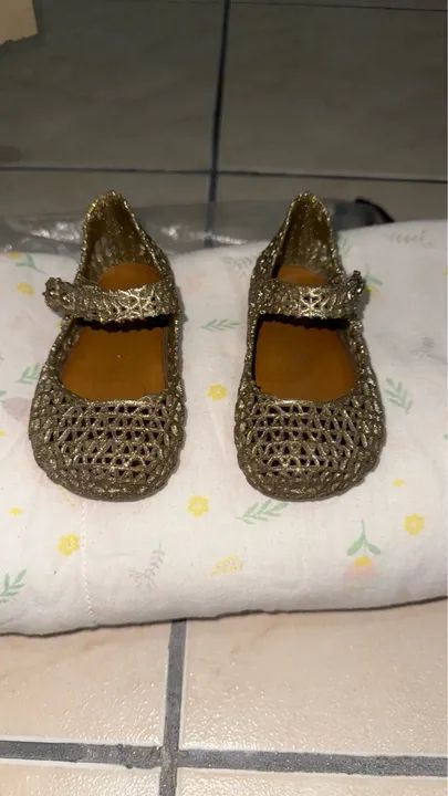 Sapatilha Dourada Melissa Campanha - Foto 4