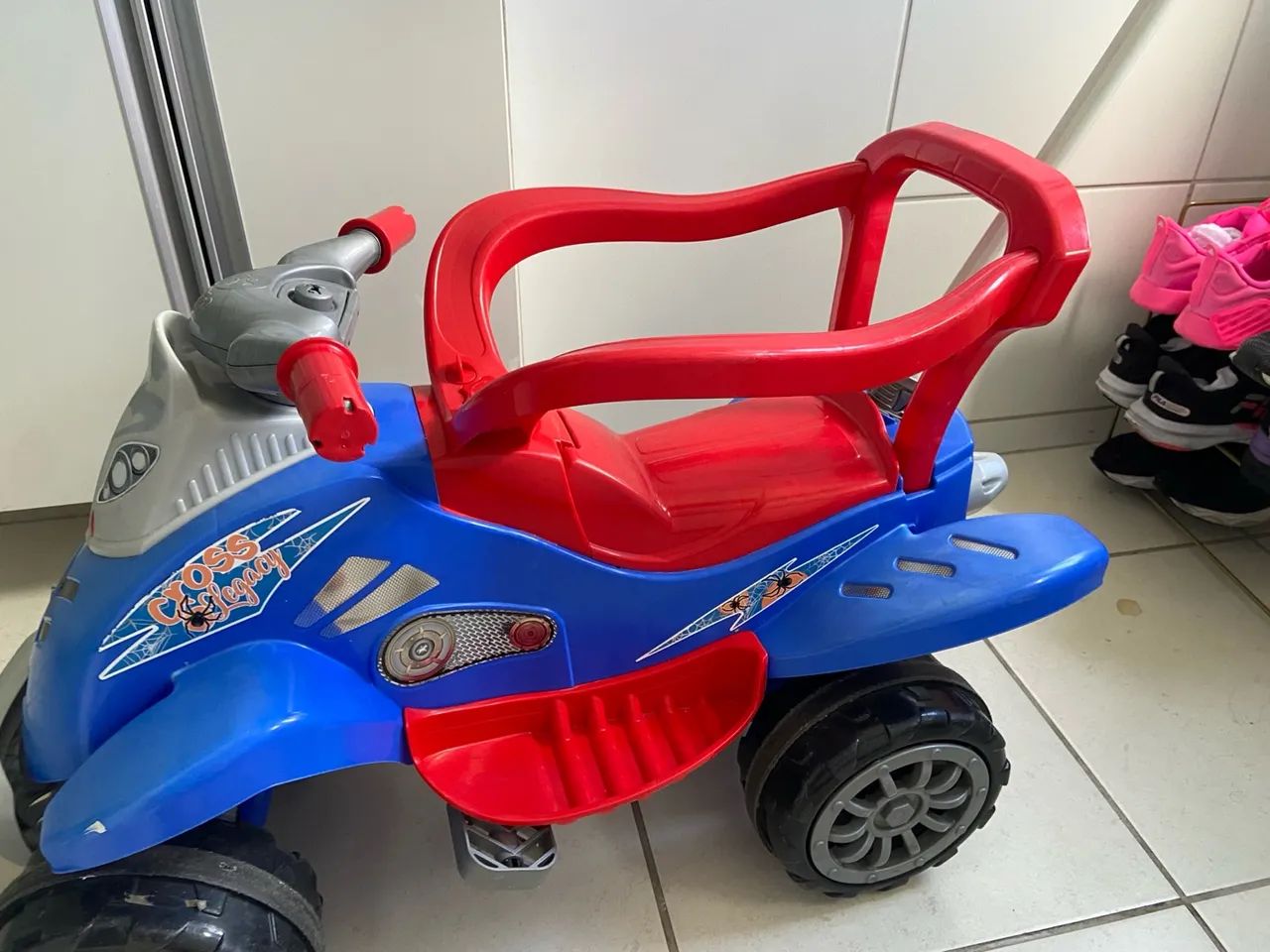 Carrinho de passeio infantil com empurrador - Foto 5