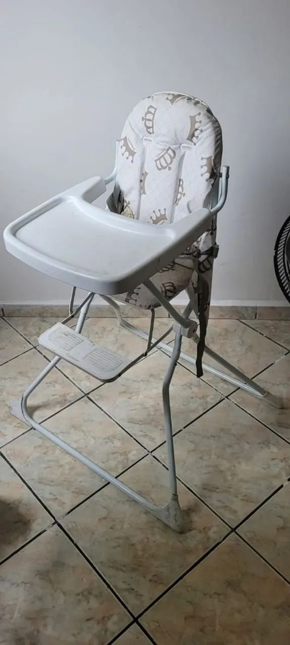 Vende se cadeirinha de alimentação 