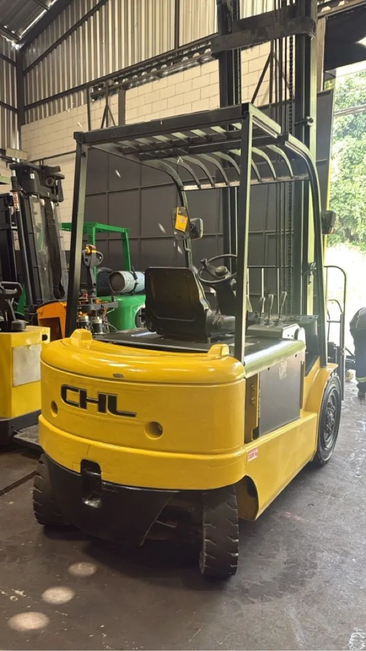 Empilhadeira CHL contrabalanceada 3TN elevação duplex 6 metros 