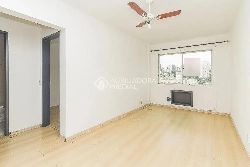 Imóvel para aluguel tem 50 metros quadrados com 1 quarto em Partenon - Porto Alegre - RS