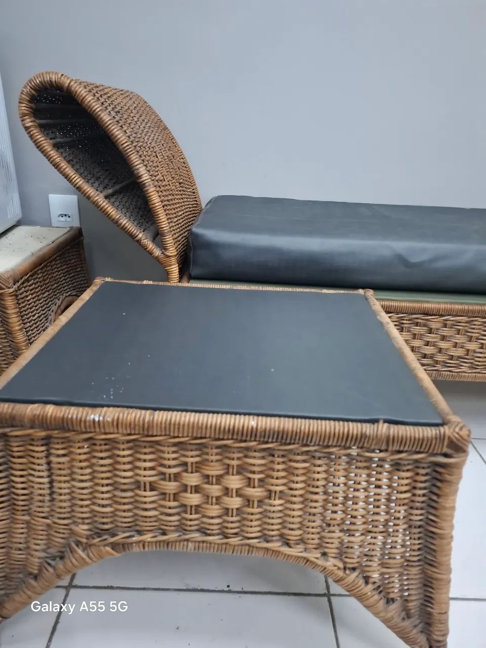 Sofá namoradeira- Chaise - Recamier - em vime conjunto de 3 peças  - Foto 5