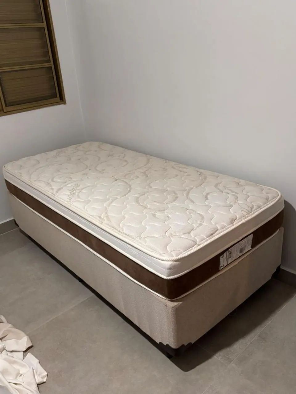Cama solteiro box 