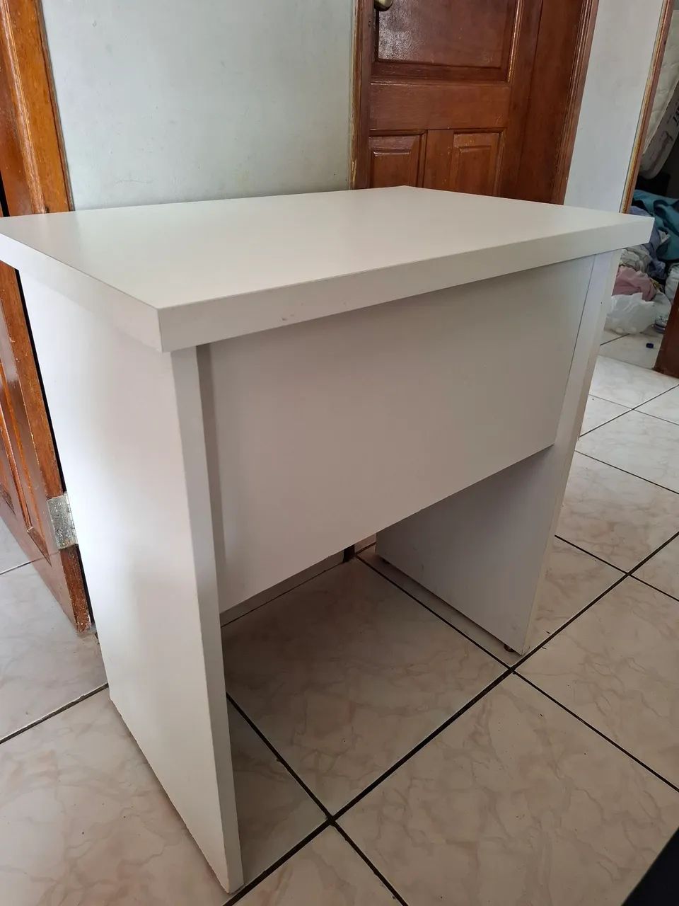 Vendo mesa para estudo/Notebook ou como você queira usar! - Foto 2