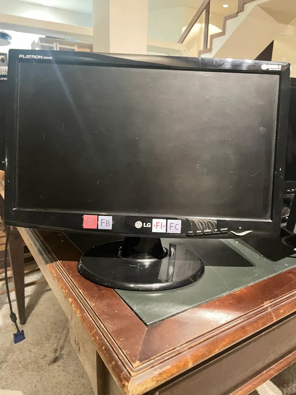 Monitores LCD LG Flatron e Acer - funcionando - lote escritório?.